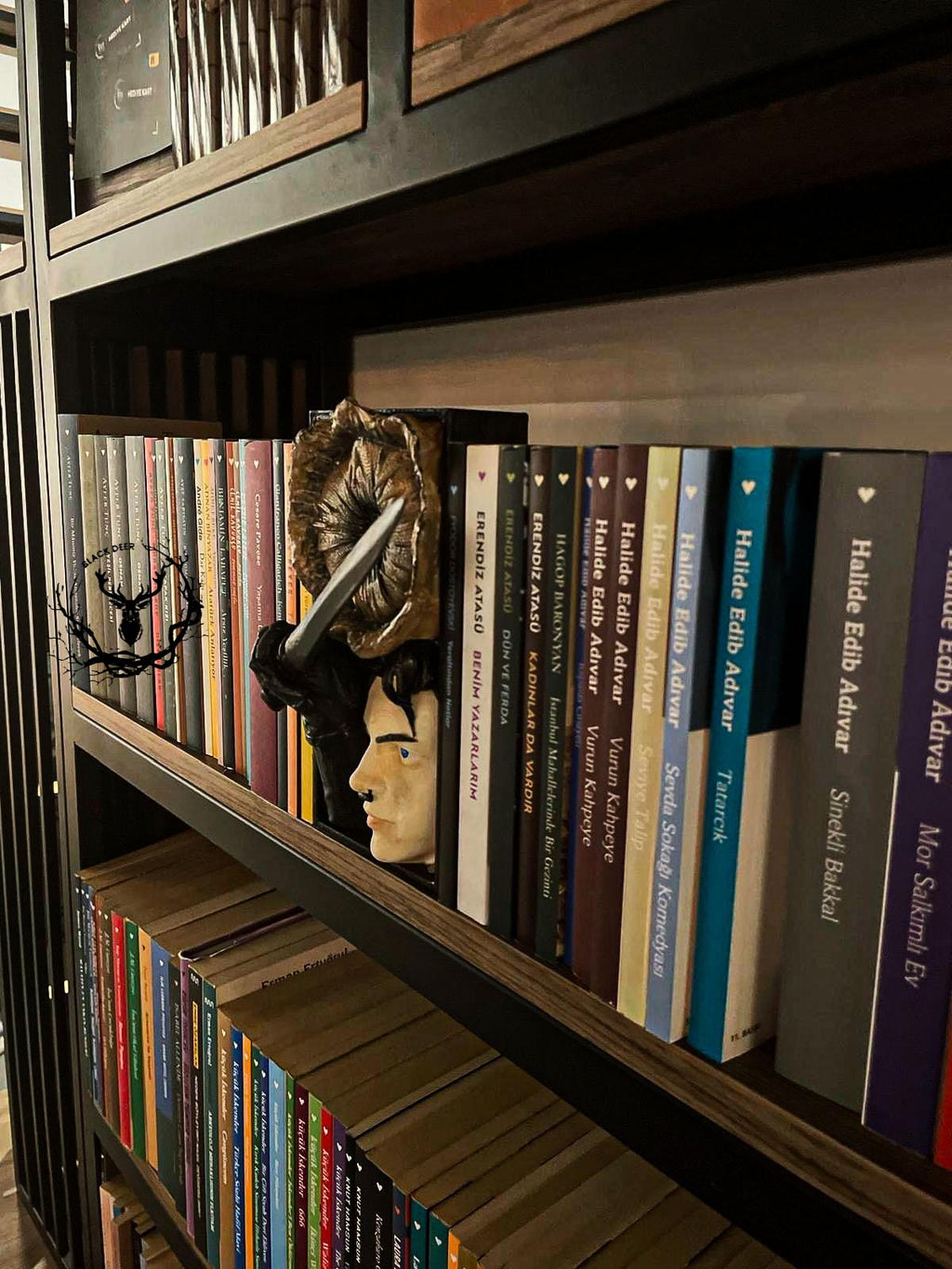 Dune / Book Nook / Bookshelf Figure / Book Holder / Collection / 21 CM