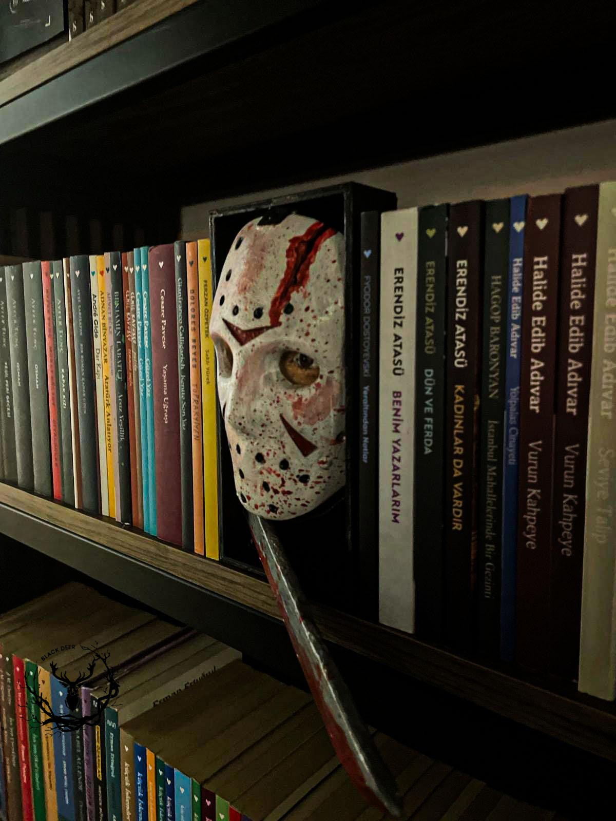 Friday the 13th Jason Voorhees / Book Nook / Bookshelf Figure / 21 CM / Collection