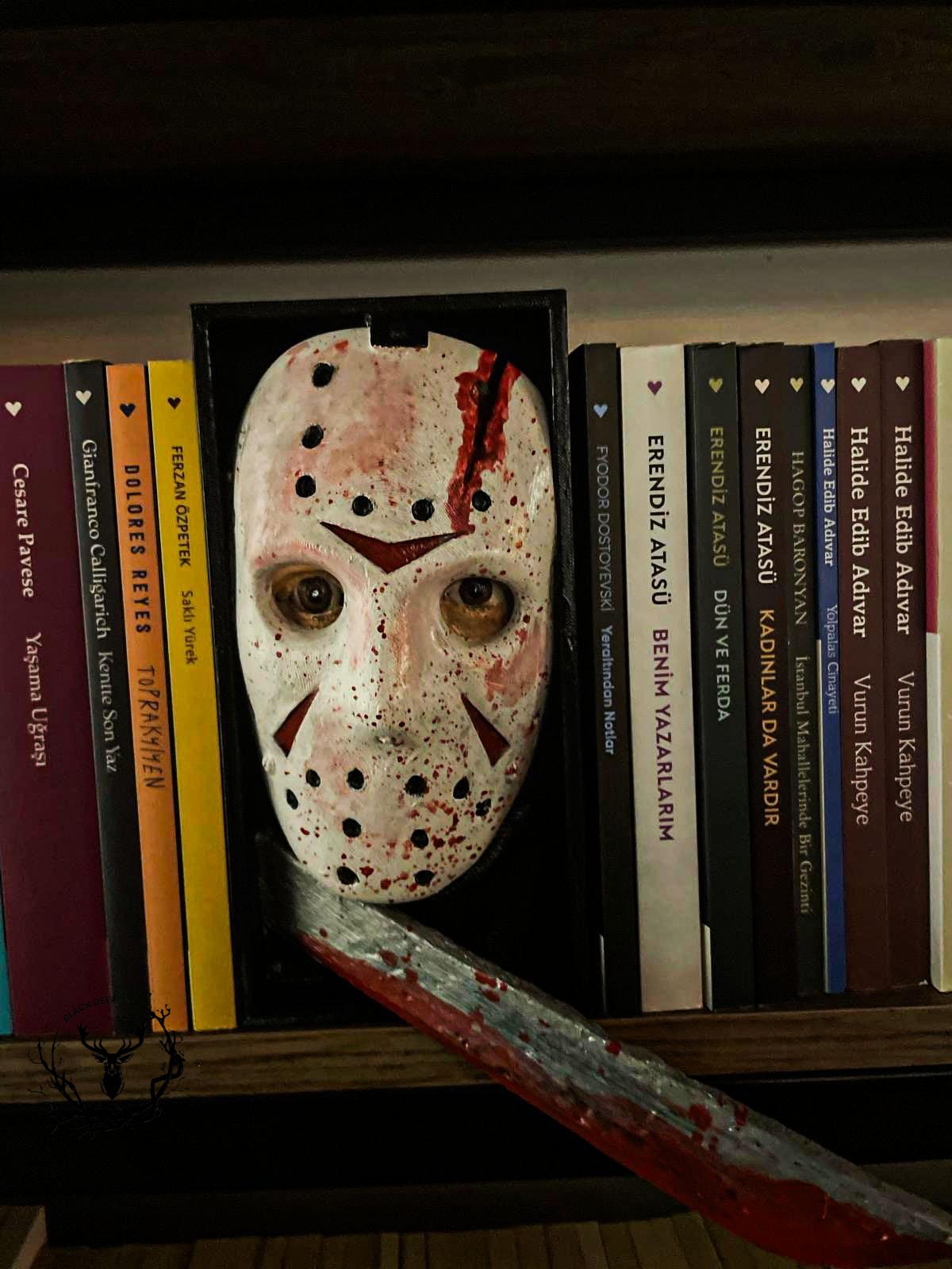 Friday the 13th Jason Voorhees / Book Nook / Bookshelf Figure / 21 CM / Collection