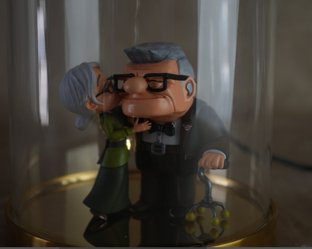 Carl and Ellie Figure – Romantic Couple Statue – Handmade Collector Display