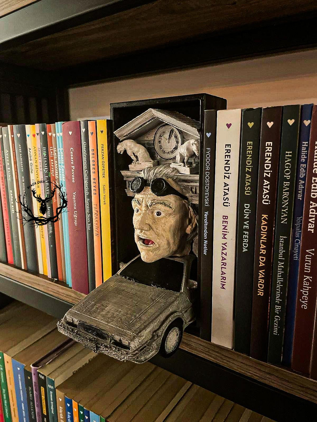 Back to the Future / Doc Brown / Bookshelf Figure / Book Holder / Collection / 21CM